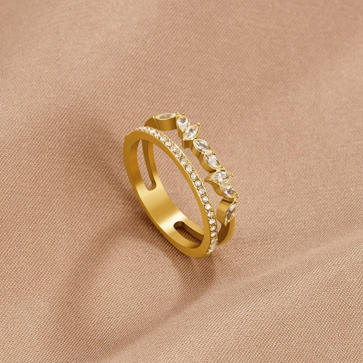 18K Gold Mia Crystal Ring